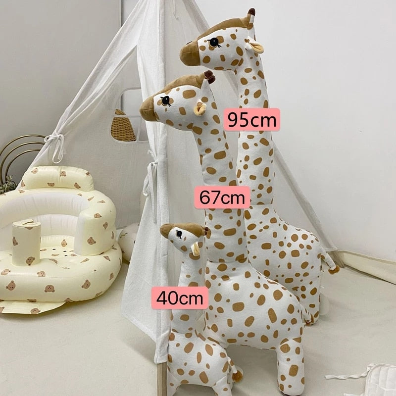 Giraffe plush toys are 45-100 cm in size