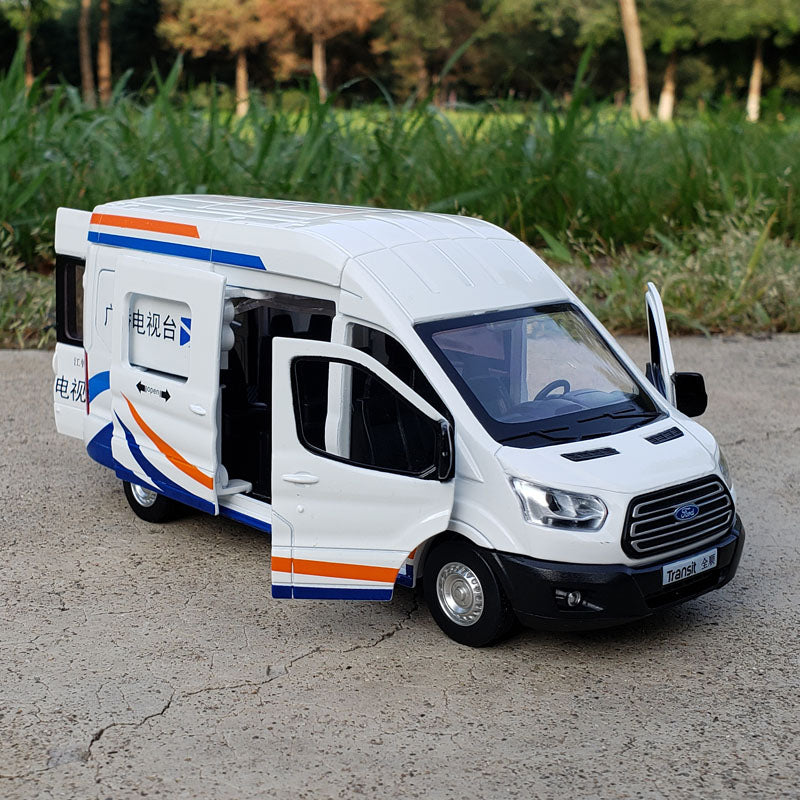 1:34 FORD Transit Alloy Ambulance Vehicles Car Model