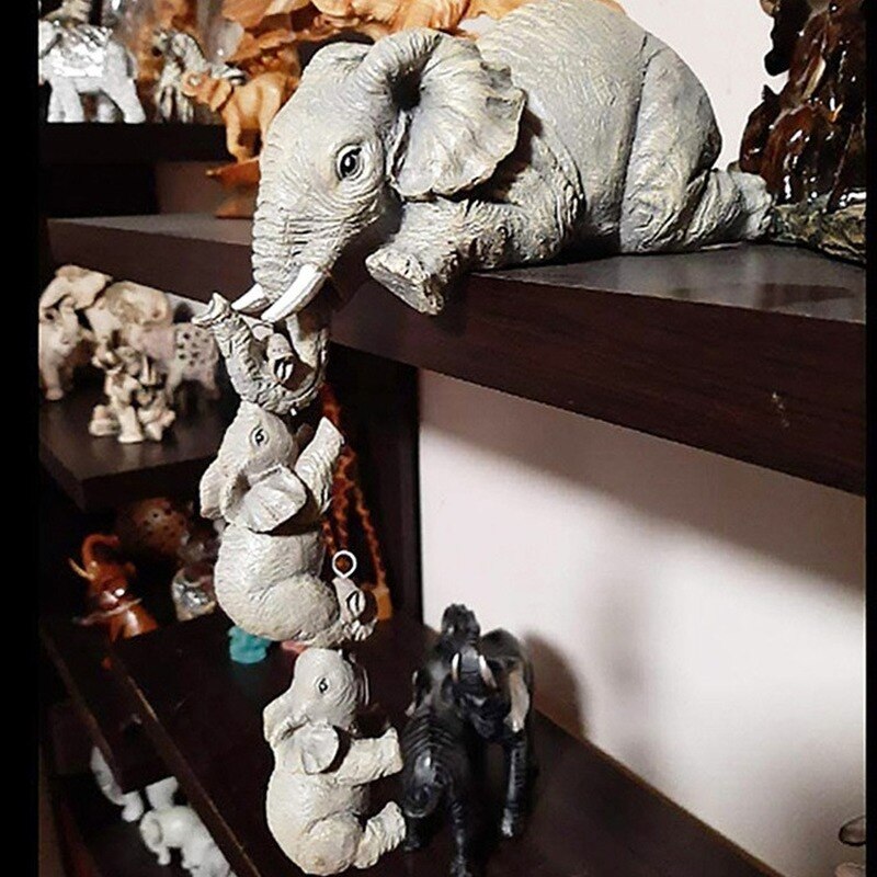 Elephant Holding Baby Elephant Resin Crafts Figurines