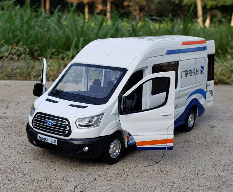 1:34 FORD Transit Alloy Ambulance Vehicles Car Model